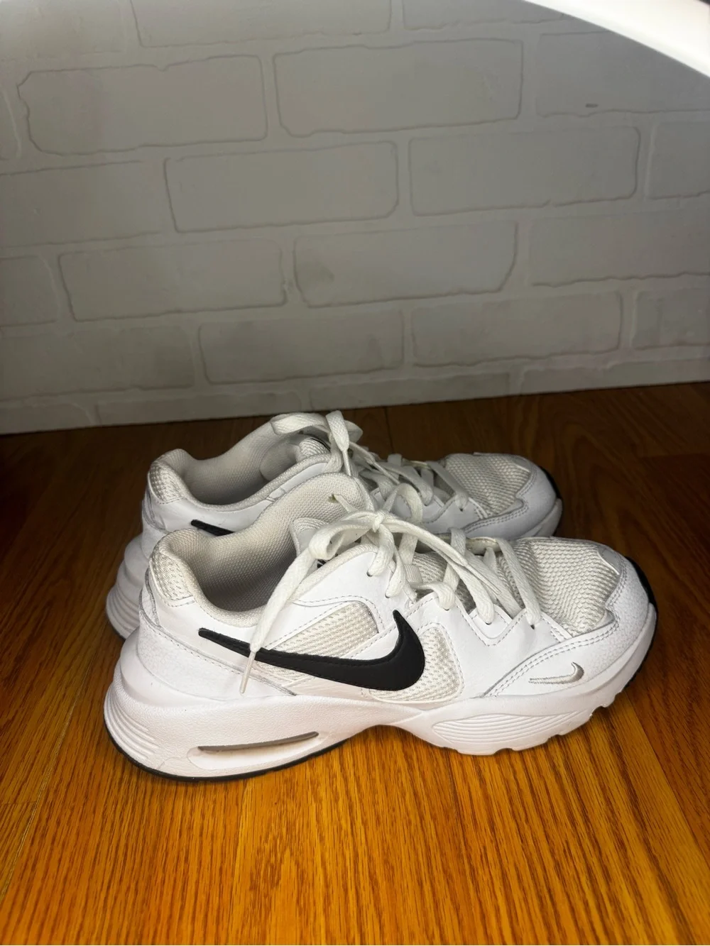 Nike Air Max Fusion Sneakers size 9 - Picture 3 of 6